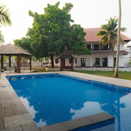 Tamarind Heritage Holiday Home Angamali Exterior photo