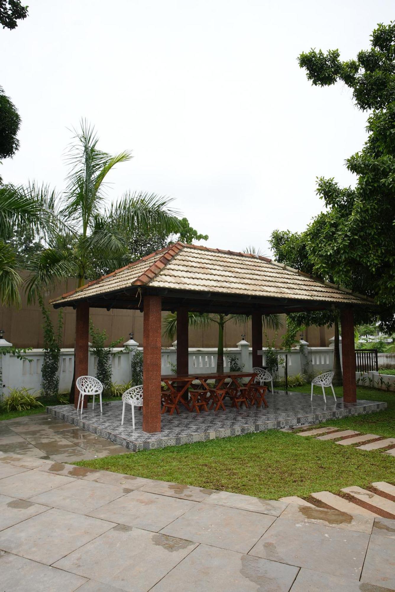 Tamarind Heritage Holiday Home Angamali Exterior photo